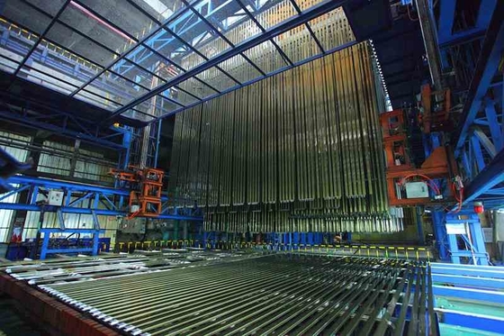 Capacità di spazio di tensione personalizzata Linea di produzione di anodizzazione completamente automatica