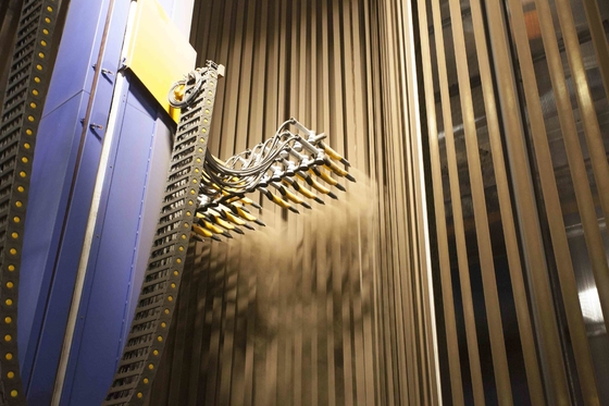 Equipaggiamento Corpo del serbatoio metallico Linea verticale di rivestimento in polvere per profilo di alluminio